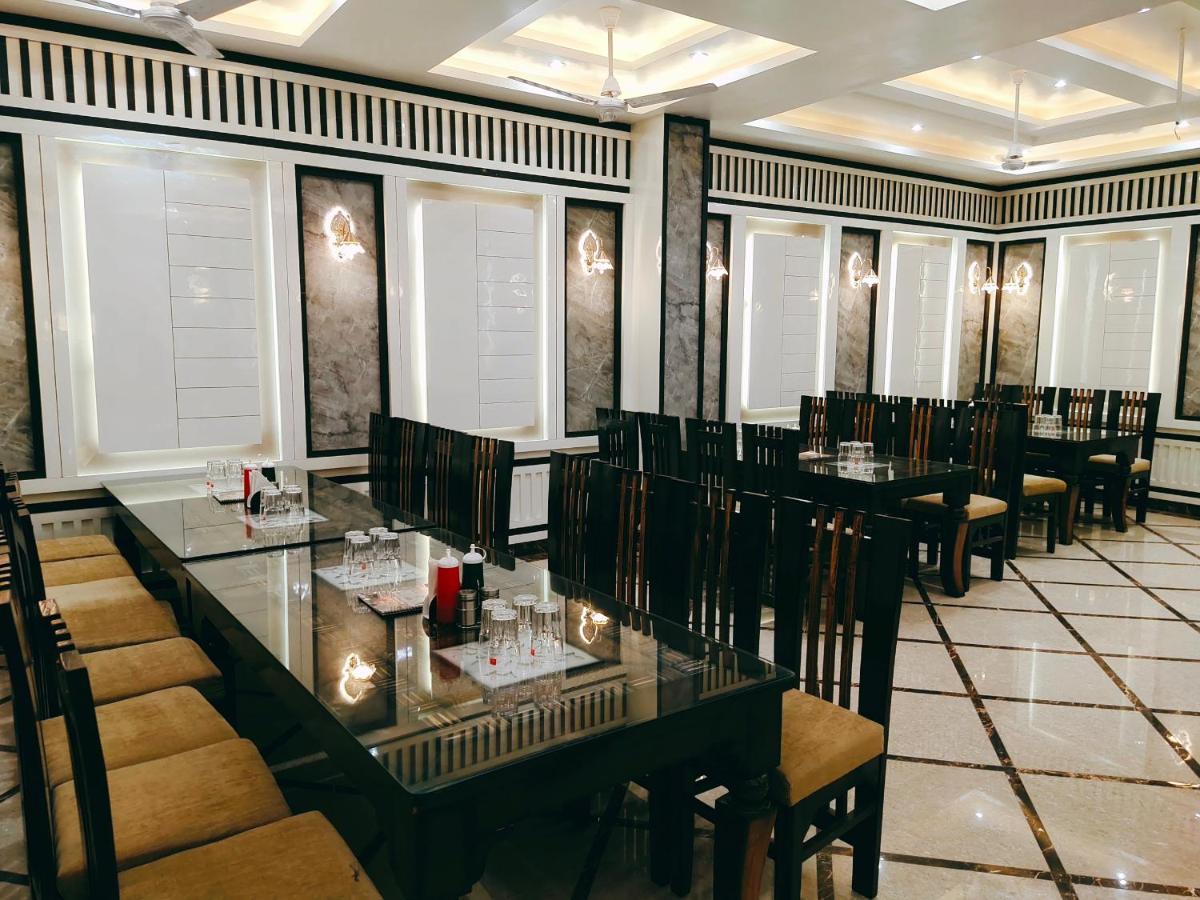 Hotel The Shree Jee Palace Mirzāpur Zewnętrze zdjęcie