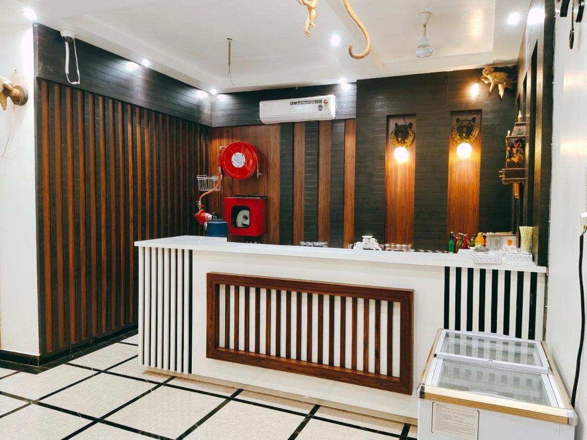 Hotel The Shree Jee Palace Mirzāpur Zewnętrze zdjęcie