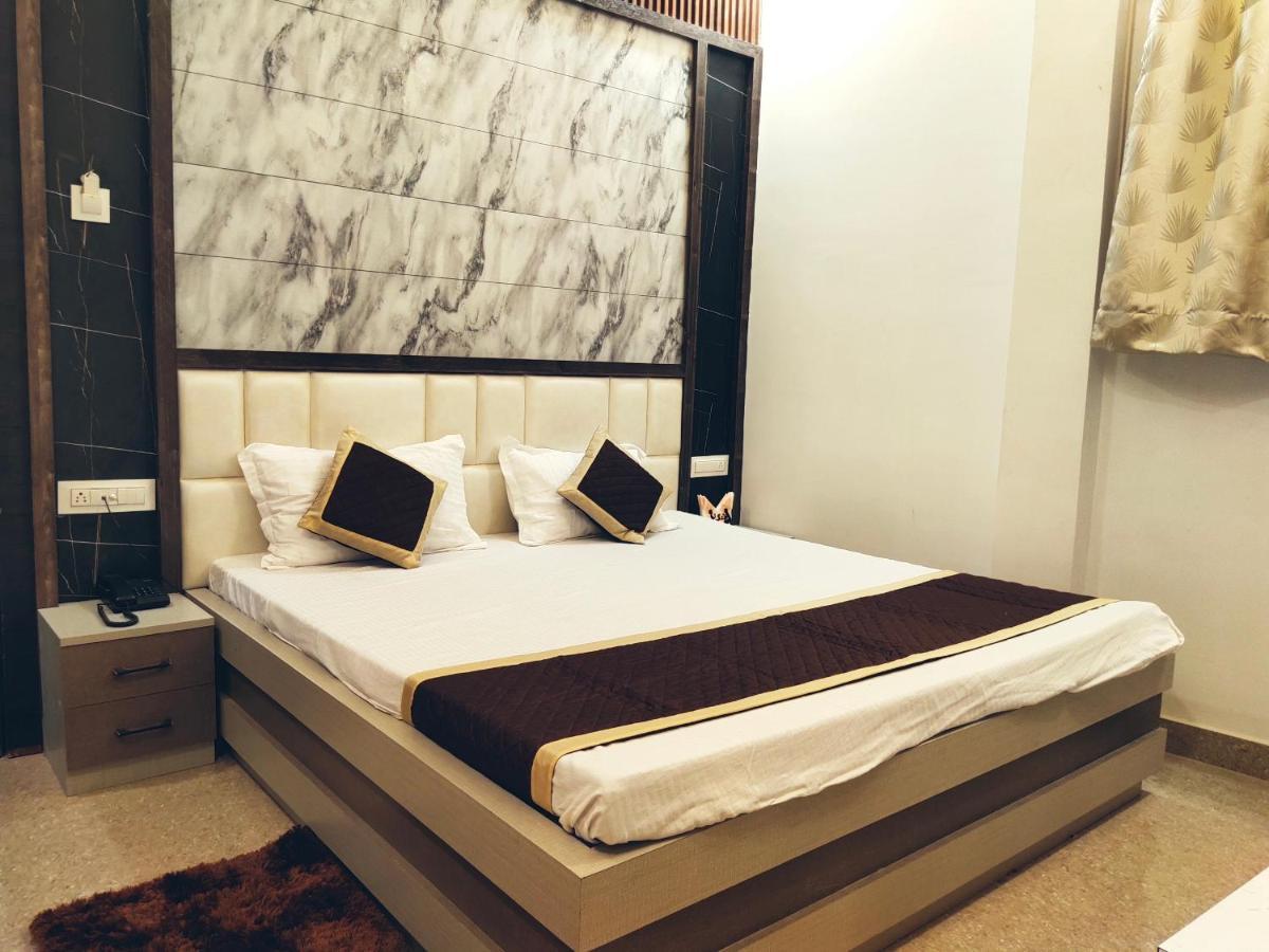 Hotel The Shree Jee Palace Mirzāpur Zewnętrze zdjęcie